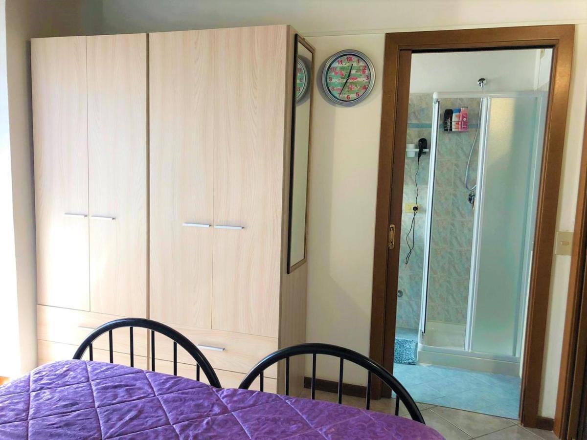 Oasi Di Paradiso - Comfy Private Apartment On Ground Floor With Terrace Дезенцано-дель-Гарда Экстерьер фото