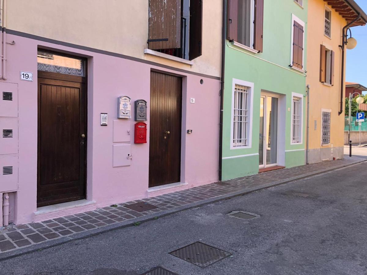 Oasi Di Paradiso - Comfy Private Apartment On Ground Floor With Terrace Дезенцано-дель-Гарда Экстерьер фото